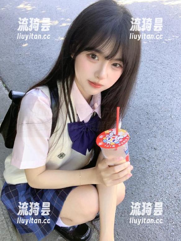 155.fun 苹果手机用户的暴走:155.fun苹果版是怎样给我解锁吃瓜快感的?