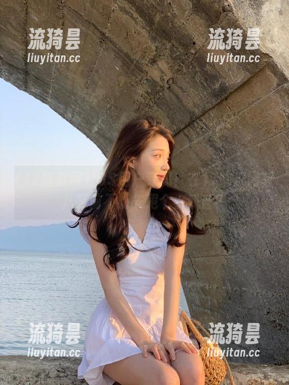 17吃瓜网 iOS用户专属!在17吃瓜网等八卦前不妨先甩个小戏言?