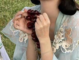 下一场5.1吃瓜，配上新鲜心情，一场“嘴炮大赛”的赶脚！