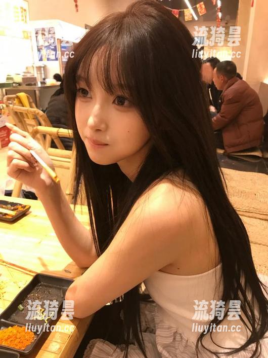 51朝阳群众 除了平常的套路,51朝阳群众还藏了个吃瓜的新线路?