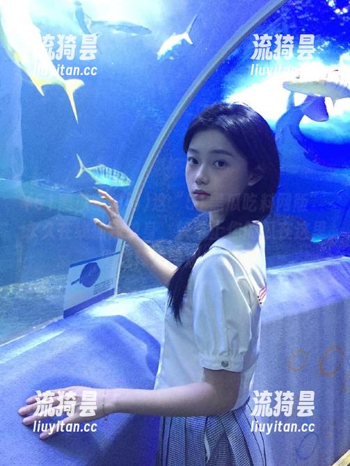 这“51黑瓜吃料网版”永久在线孤独单身，快带上你的瓜在这里彻底释放围观模式！