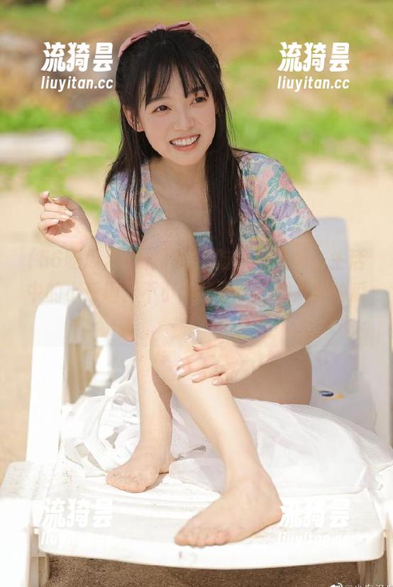56吃瓜 在线探索56吃瓜苹果版,生活中的小乐趣,不小心吃下了几颗八卦的瓜!