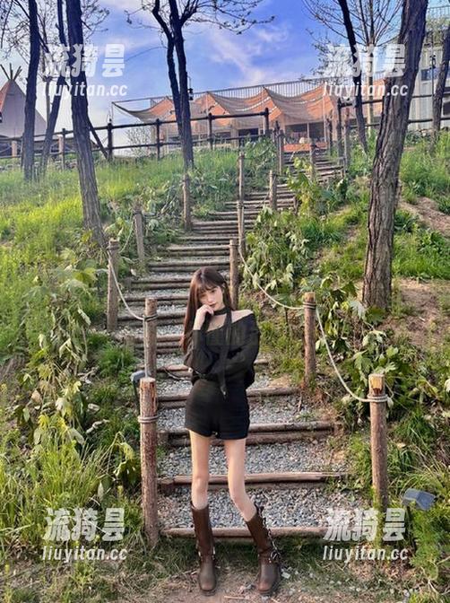 718黑瓜吃料 时不时就想回访718黑瓜吃料里的资源,像老友般的熟悉又带着些许新意,你懂的那种吧!