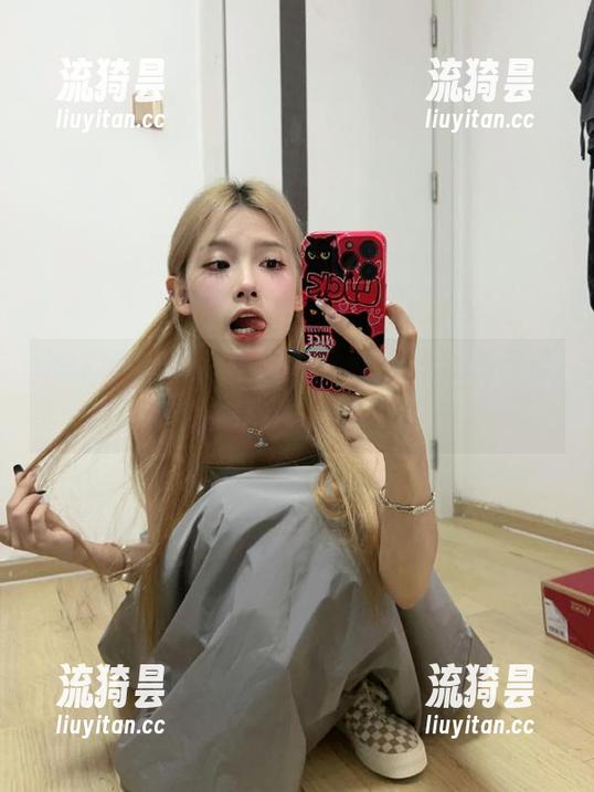 无法自拔的首页，91黑料网带你走进另一个吃瓜世界！