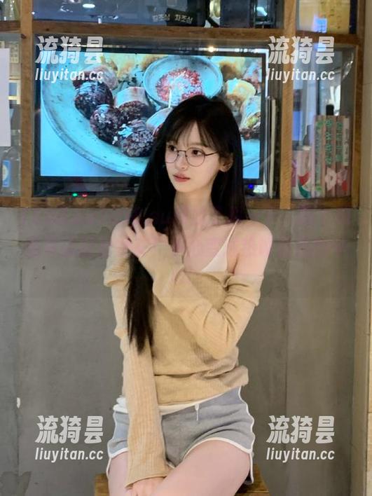 998.su网站了解一下，吃个瓜也可以轻松社交！小心变成热议话题的中心！
