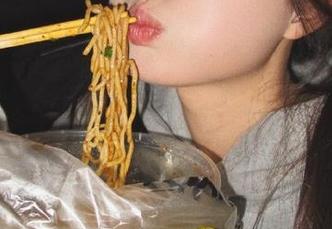 998su吃瓜，黑料订单正在上升，下载后来一发，天底下的瓜任君挑选！