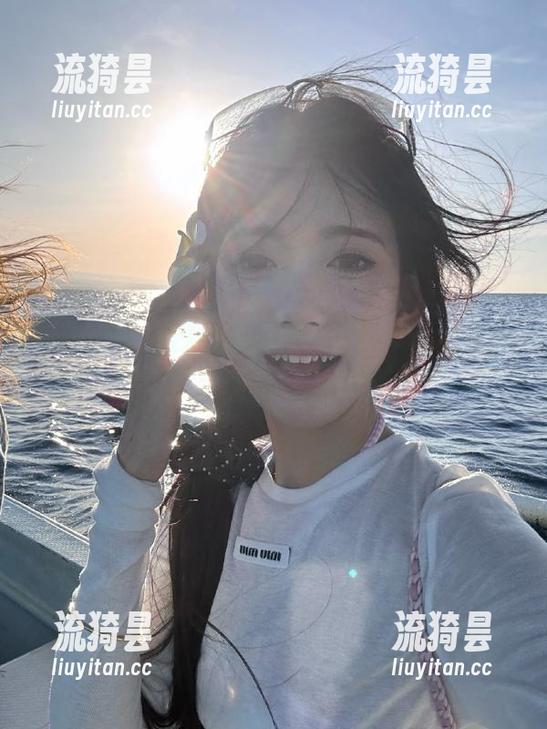 最新更新！“www.吃瓜”记录了最“尴尬”的一刻！