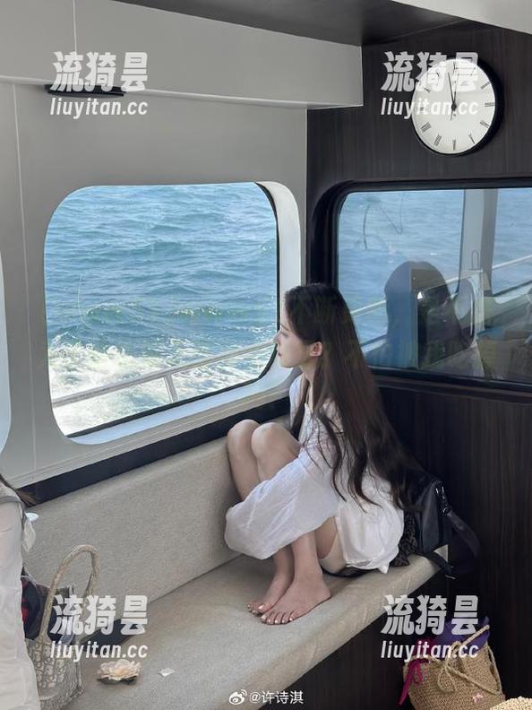 www51不断更新，是不是为了给我每天都加点戏呀？不怕被我吃掉吗？