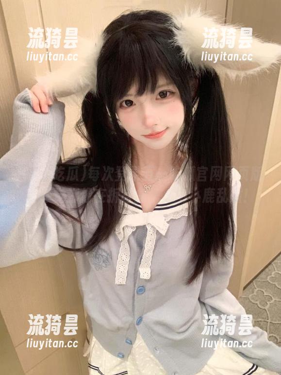 每次登录五一吃瓜官网网页版，感觉都像在拆盲盒，心中小鹿乱撞！