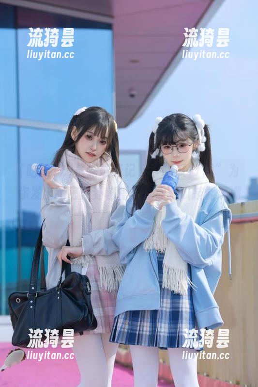吃瓜17 最新取经记,“吃瓜17网”为你发出绝密八卦秘籍,让你吃瓜技能满满!