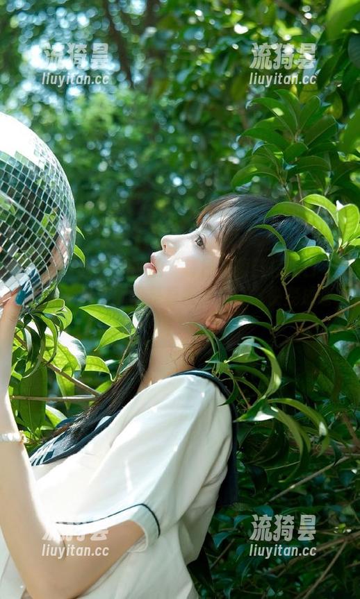 吃瓜网的“每日视频链接入口”，登录之后哪里是看视频，根本快变成瞎逛了。