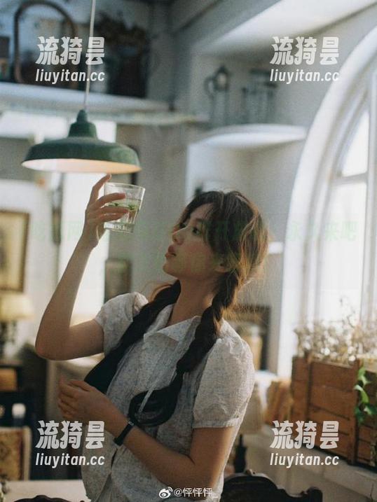 吃瓜网红QQ群开放啦，永久来吧，群友们等你来聊瓜！