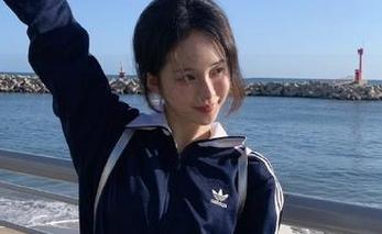 朝阳之下，瓜农们在线“打卡”，吃瓜网全免费哦！