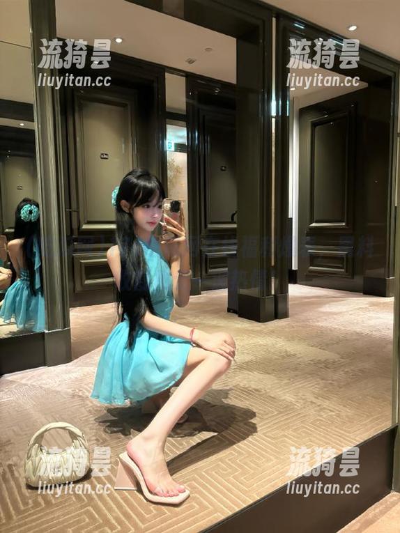 吃瓜网 17c吃瓜网在线福利爆表,黑料收割机走一波热情!
