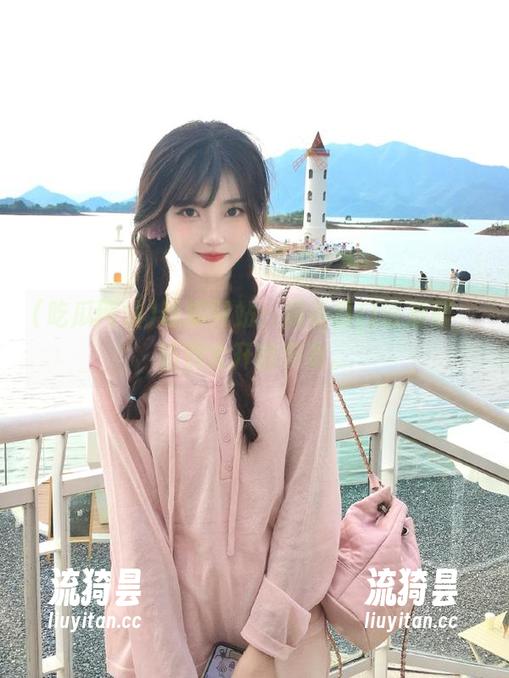 吃瓜网站 吃瓜网站:观看热门话题时,脑洞大开的节奏。