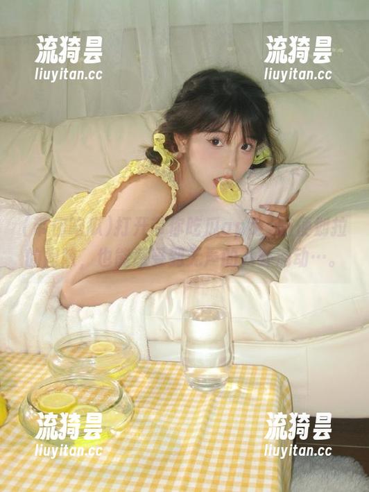 带你吃瓜 打开带你吃瓜app,随便划拉的间隙,也能感受到无声的八卦涌动…。