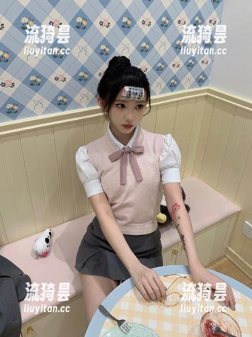 明星黑料 我在明星黑料的地址,感受到了一丝不安的气息。
