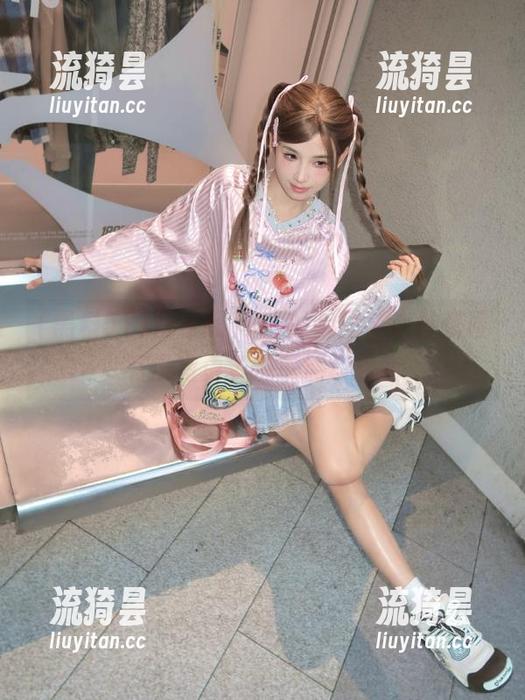 黑料51 观看黑料51的瞬间,心里想着有没有更多的震撼等着我