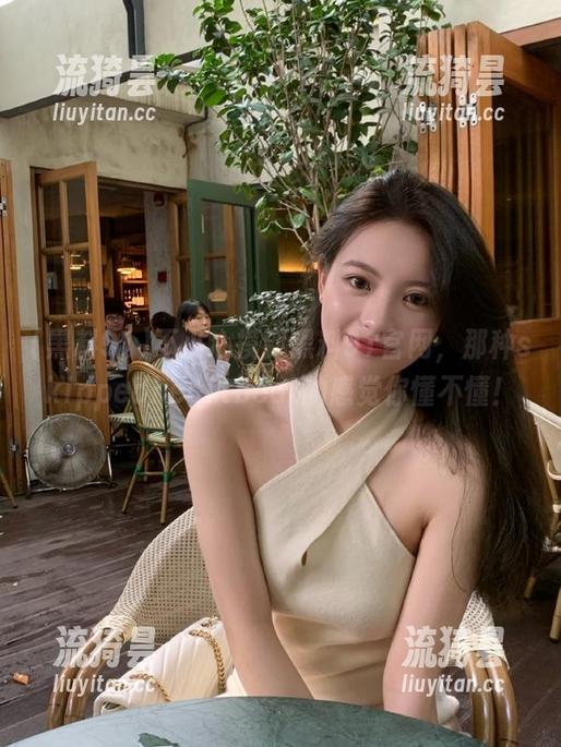 不小心摸到黑料91官网，那种skippedheartbeat的感觉你懂不懂！