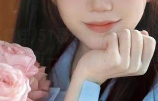 51黑料不打烊苹果版，边吃边说，每一个瓜都耐人寻味！