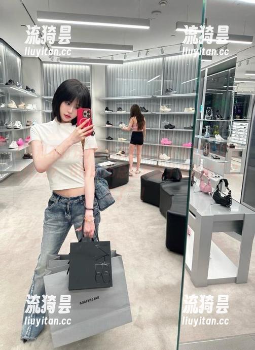 每当我尝试登录黑料不打烊tttzzz，GitHub总在我脑子里高喊“又来了”！
