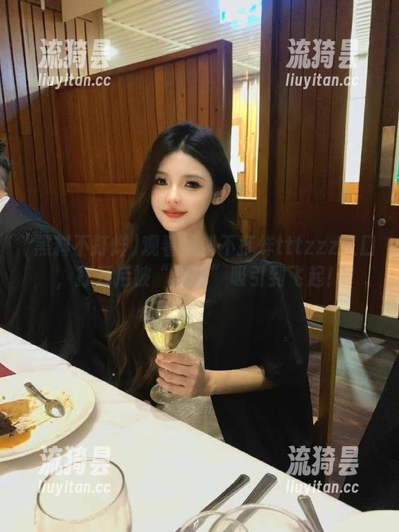 观看黑料不打烊tttzzz入口，打开后被“黑暗”吸引到飞起！