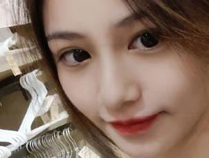 金色阳光下，万里长征黑料不打烊的资源像潮水般涌来