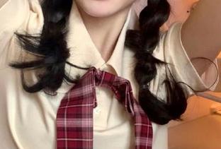 老虎菜鲜香四溢，黑料吃瓜网苹果版让吃瓜也变成了美味！
