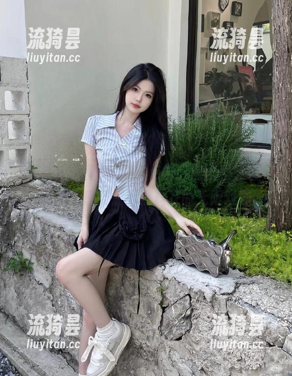 快来，点击“黑料正能量”链接，感受一下黑料社的无限戏剧