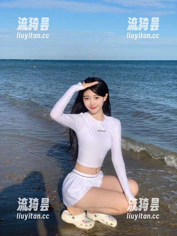在直达黑料正能量的道路上，index.php让我欢喜让我忧…