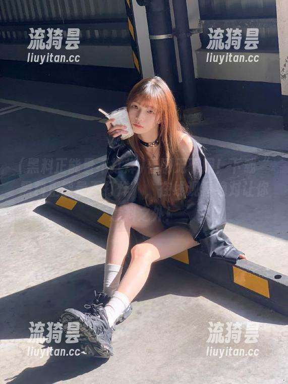 看剧无下限！下载“黑料正能量不打烊”，在线观看绝对让你意料之外！