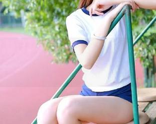 就问你，黑料社苹果版的更新怎么又这么慢？我都等得有点心烦了。
