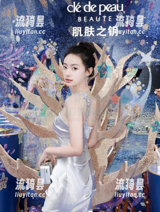 黑料社区 我到黑料社区网址找瓜,结果发现登录门槛越来越高!