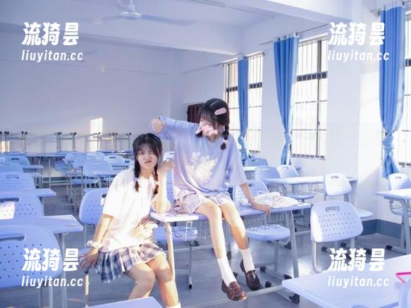 “黑料福利”的地址在哪里？一边找一边感受着制造的黑暗面...