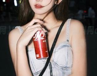 我就静静地看着，黑料网app的回家线路像在考验智商