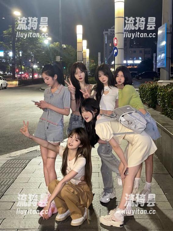 黑料网首页：一波瓜谱让你瞬间脱单，但胃就得撑着