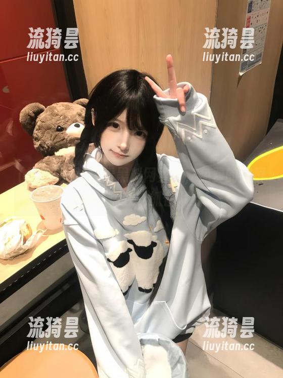 看黑料网页版，免费的截屏功能让你轻松抓住八卦！
